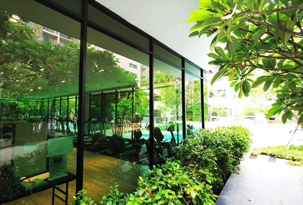 Blossom Sathorn Hospitality （曼谷高端酒店公寓） Exterior photo